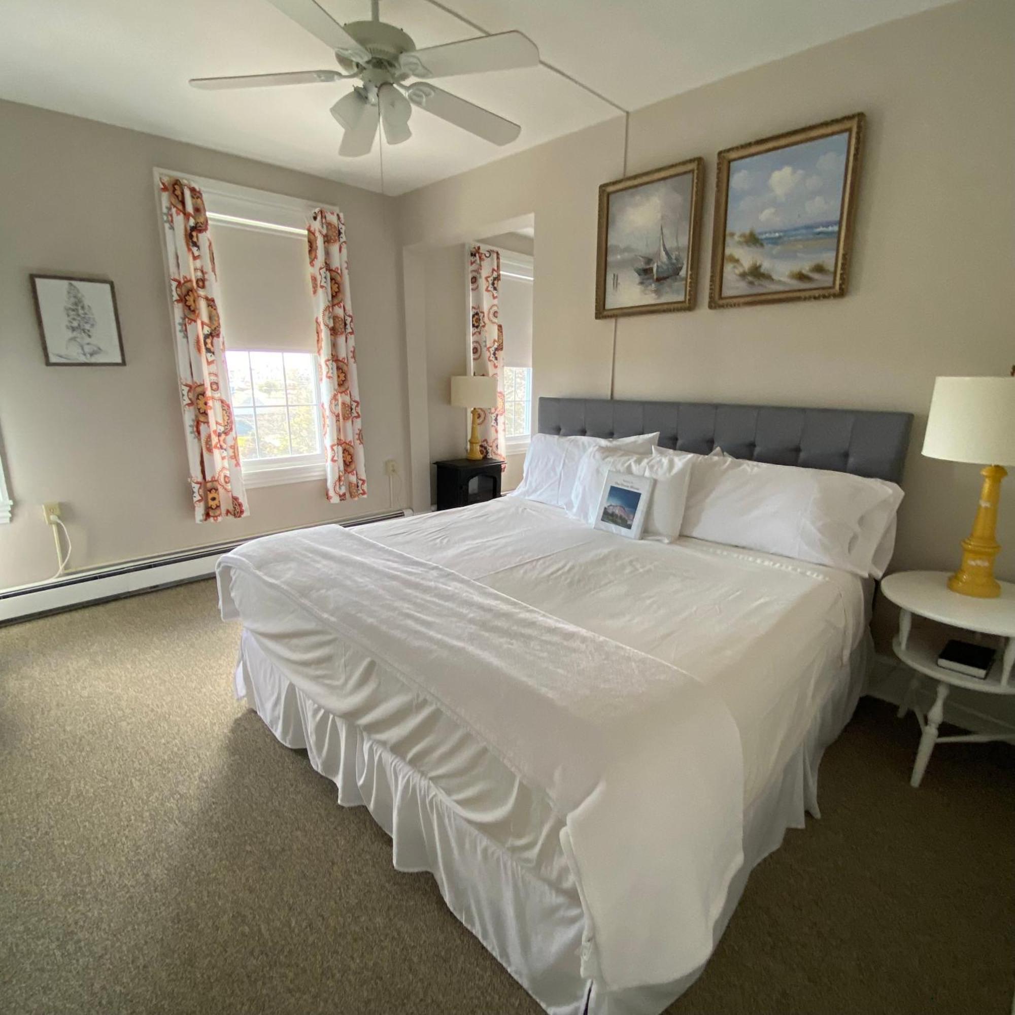 The Ocean House Hotel Spring Lake Room photo